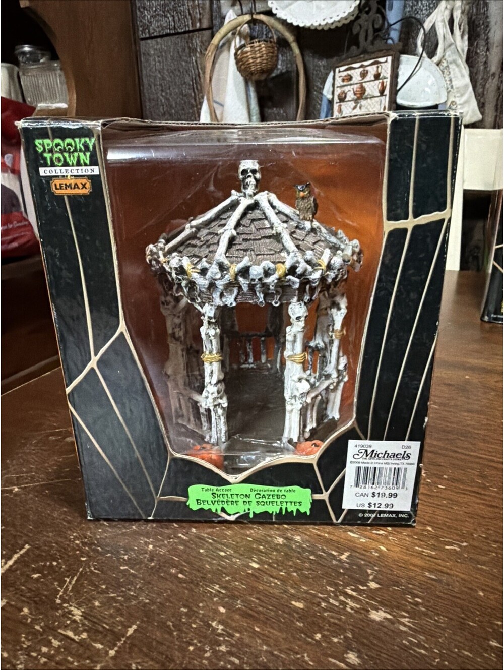 Retired 2007 Lemax Spooky Town Skeleton Gazebo 73609 Halloween W / Box NOS